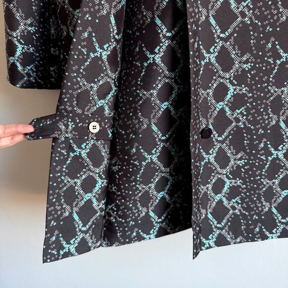 DIANE VON FURSTENBERG Bold Print Black 2 Piece Set - Sheath Dress & Jacket - Picture 8 of 15